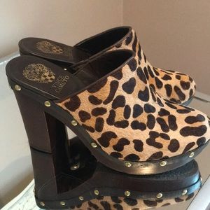 Vince Camuto leopard mules